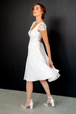 Standesamt-Brautkleid mit Rückendetail – Nelie noni One