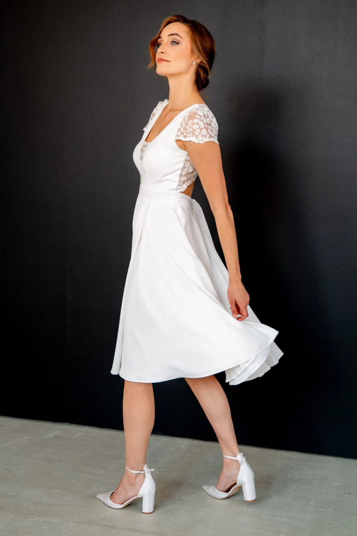Standesamt-Brautkleid mit Rückendetail – Nelie noni One