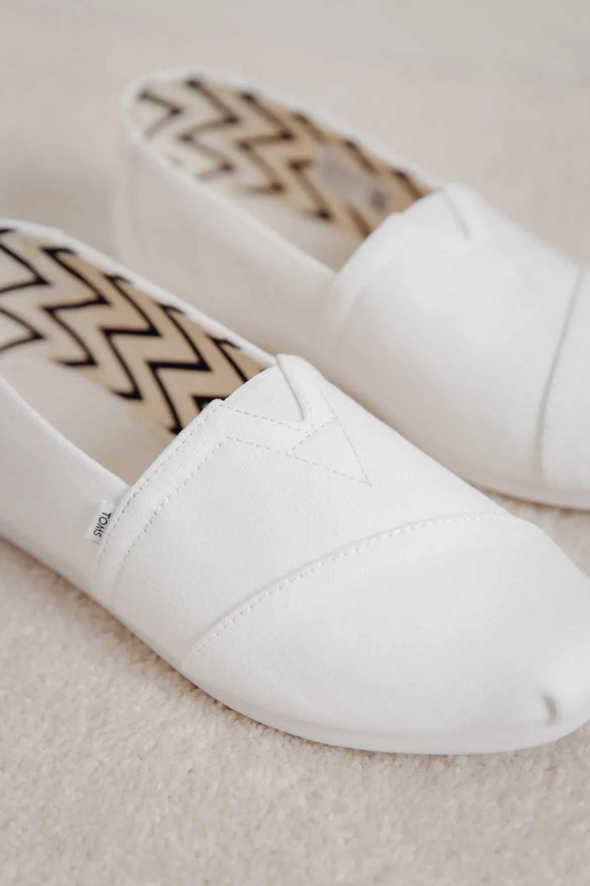 Weiße Espadrilles aus recycelter Baumwolle – TOMS Alpargata